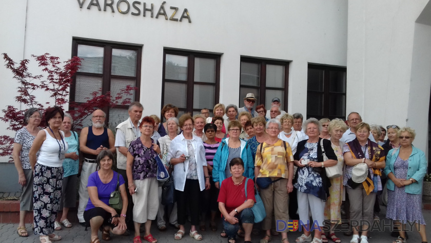 Kecskeméti nyugdíjas pedagógusok látogattak Dunaszerdahelyre