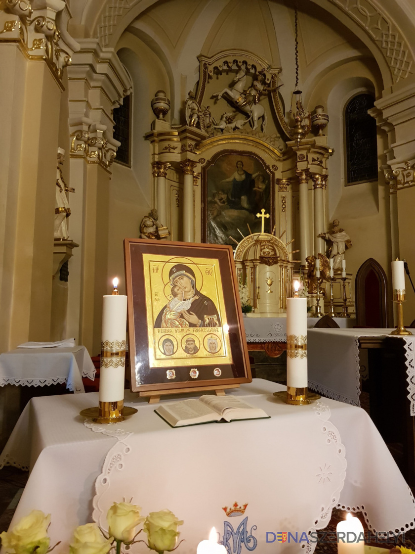 Ferences ikon érkezett Dunaszerdahelyre