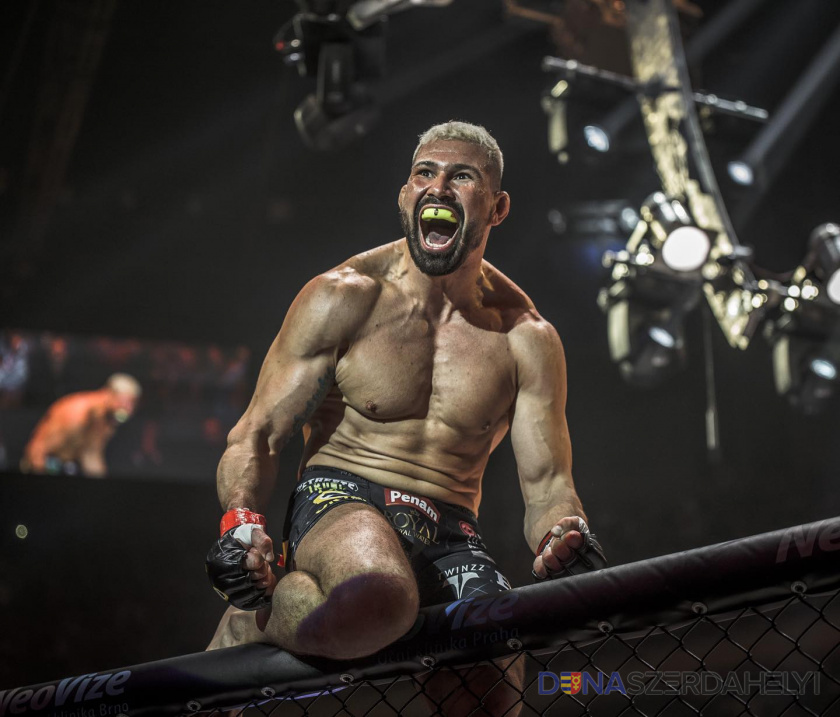 forrás: Facebook / Oktagon MMA Végh Attila győzött az évszázad mérkőzésén - VIDEÓVAL