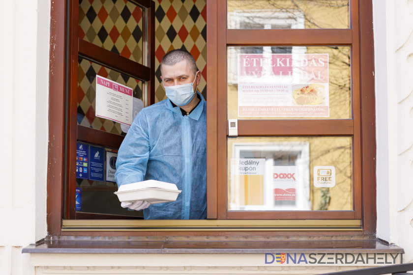 A Villa Rosa ezekben a nehéz hetekben is összetart