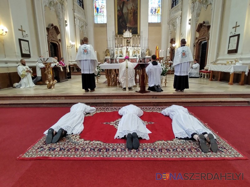 Papi áthelyezések a Nagyszombati Egyházmegyében
