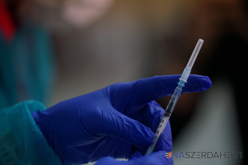 A minisztérium szerint oltás előtt nem lesz szükség koronavírus-tesztre