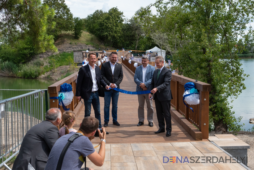 Szép és hasznos - Új sétány és színpad a Thermalparkban