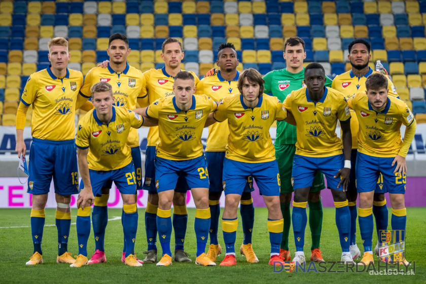 forrás: dac1904.sk Sárga-kék dominancia