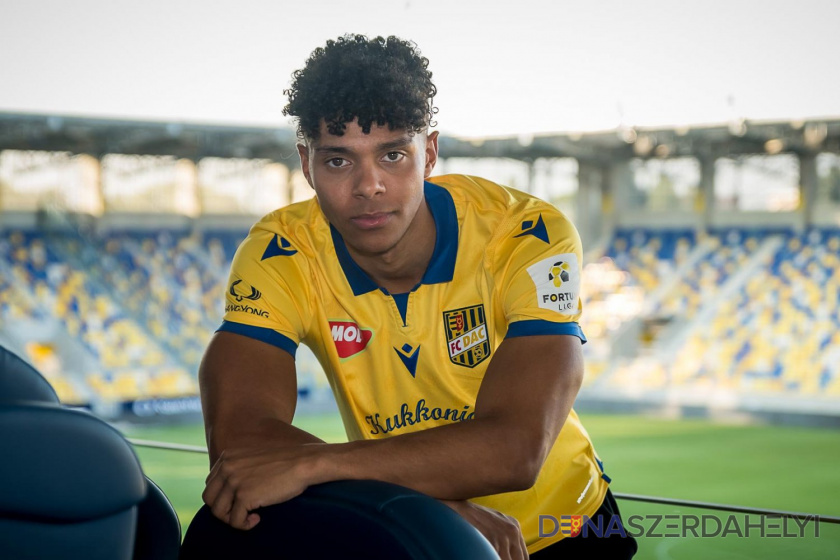 forrás: dac1904.sk Erősítés a védelembe: Niklas Sommer