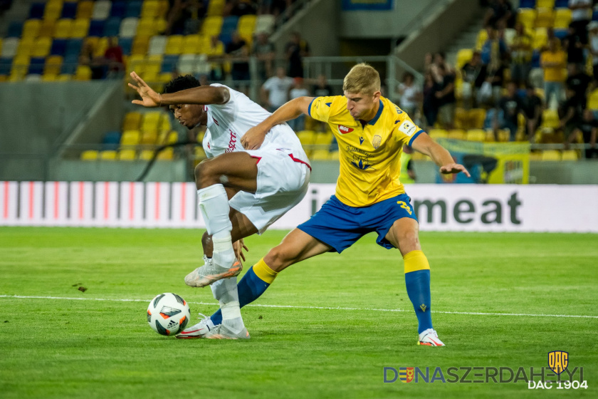 Danylo Beskorovainyi szülei előtt szerezte első gólját a MOL Arénában