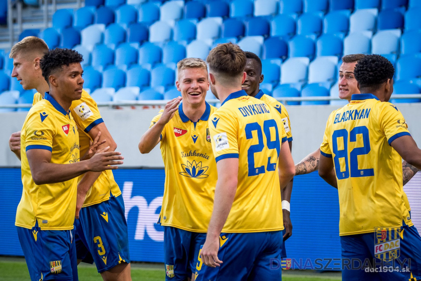 dac1904.sk Három pozsonyi diadal