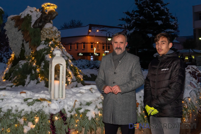 Gyertyagyújtás advent 3. vasárnapján