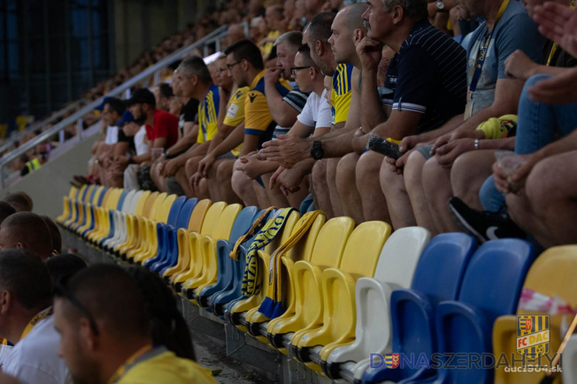 Fotó: dac1904.sk / Lelkes Ernő A 2020/21-es ezüstszezon: nézők