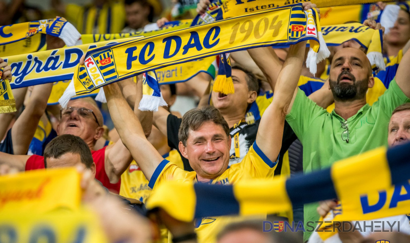 Minden szurkolóra szükség van: jön az ősz rangadója, a DAC-Slovan