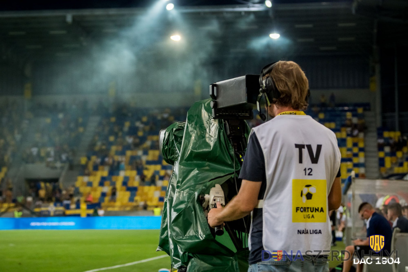 dac1904.sk A 14. fordulóig ismert a DAC bajnoki menetrendje