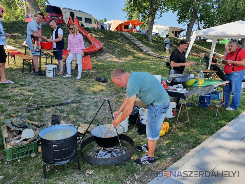 Hamarosan a Thermalparkban: Halászléfőző verseny és Omega Revival koncert