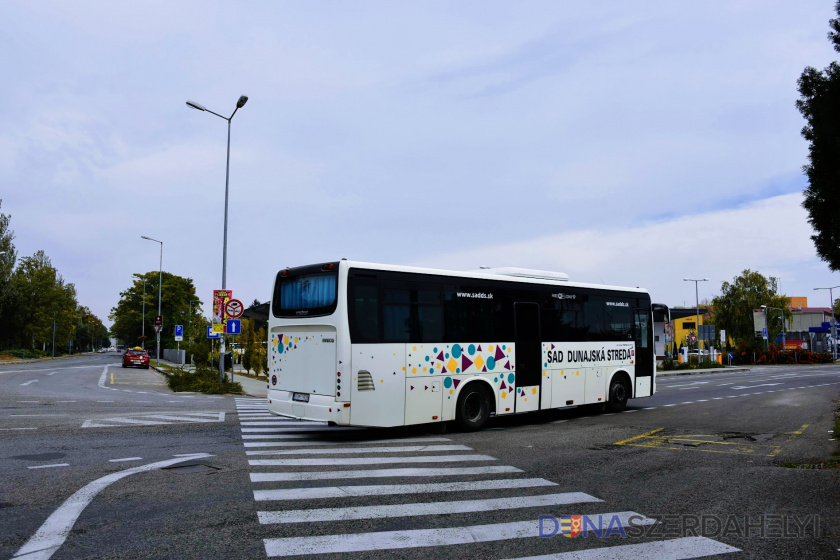 Nagy Attila felvétele Holnaptól új menetrend szerint közlekednek a buszok Nagyszombat megyében