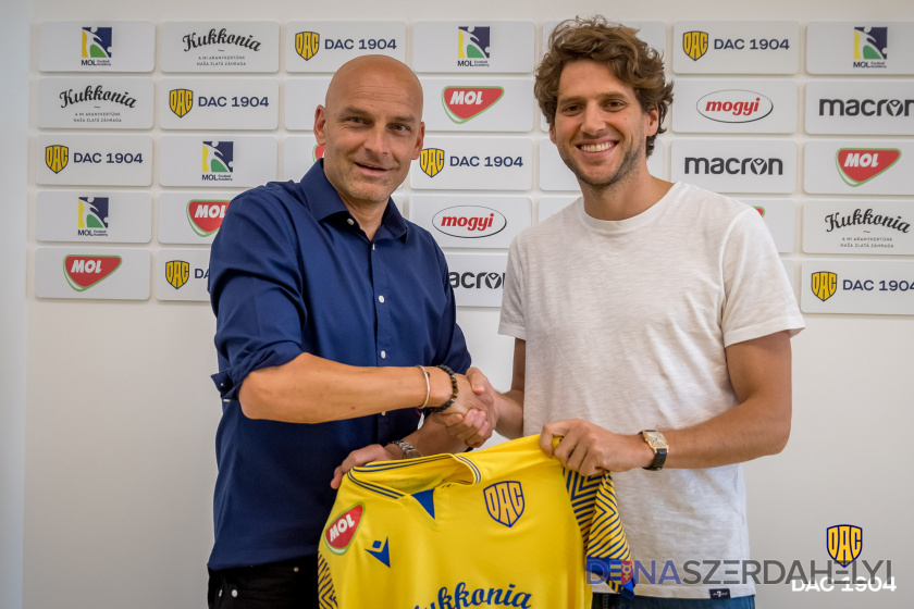dac1904.sk Adrián Guľa a DAC vezetőedzője