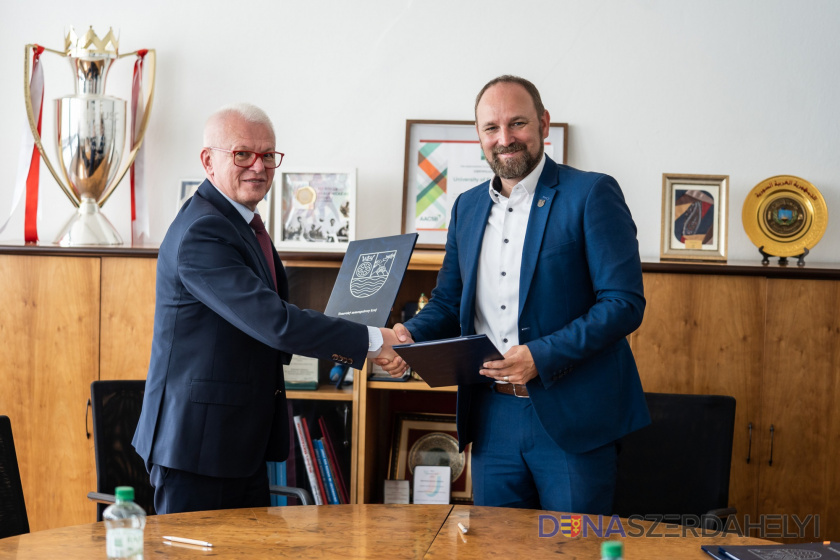 Foto: trnava-vuc.sk Trnavský samosprávny kraj začína spolupracovať s Ekonomickou univerzitou v Bratislave