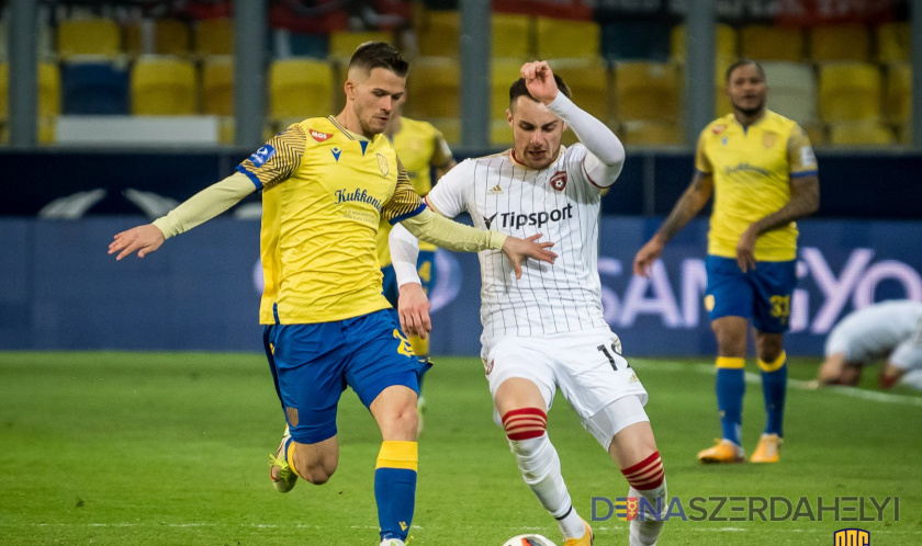 Fotó: dac1904.sk / Lelkes Ernő Bögi Ferenc: Csak otthon tudatosítottam, hogy túl vagyok a bemutatkozáson