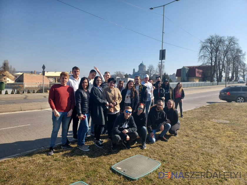 Diákutaztatási program keretében a Dunakanyar környékét barangolták be a Neratos diákok