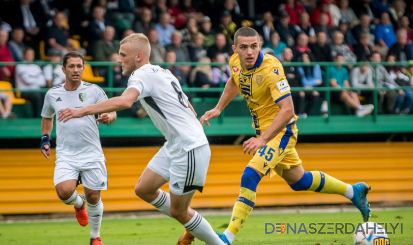Fotó: dac1904.sk / Lelkes Ernő A Homonna - DAC 1904 kupamérkőzés előtt