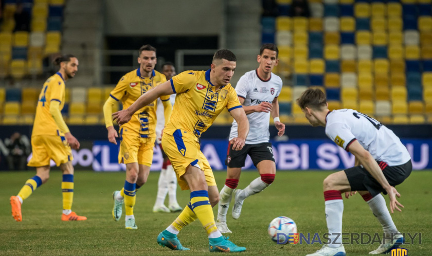 Fotó: dac1904.sk A Nagyszombat-DAC 1904 mérkőzés előtt