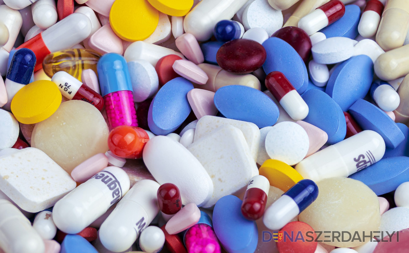 Több tonnányi gyógyszert adtak le tavaly a betegek a gyógyszertárakban
