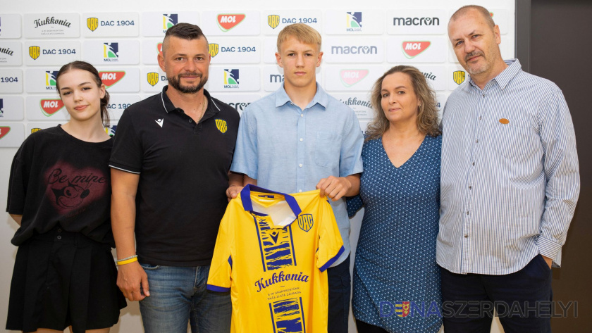 Fotó: dac1904.sk Az U16-os gólkirály professzionális szerződése