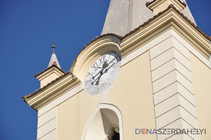 A dunaszerdahelyi római katolikus templom harangja szólt szombaton a Kossuth Rádióban