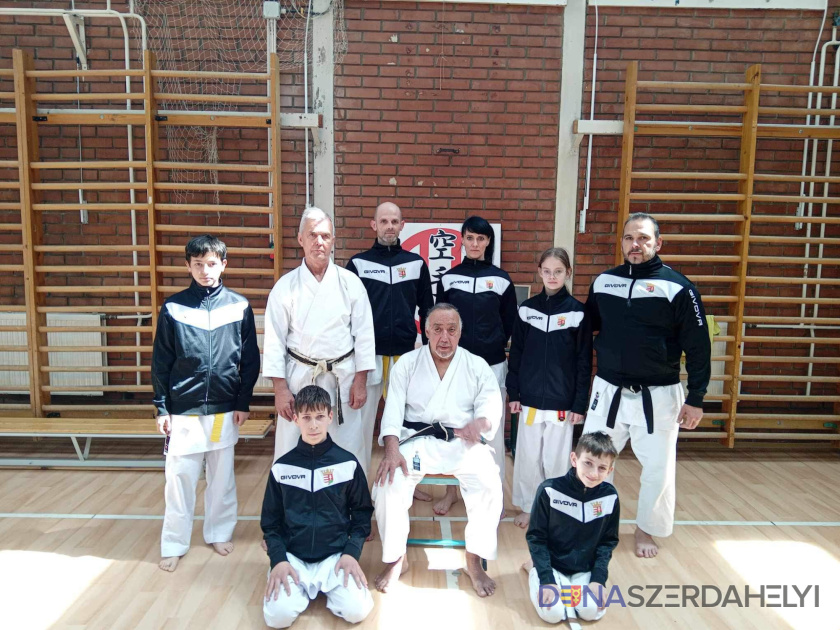 Motobu Kai White Raven Különleges szemináriumon vettek részt a dunaszerdahelyi klub tagjai