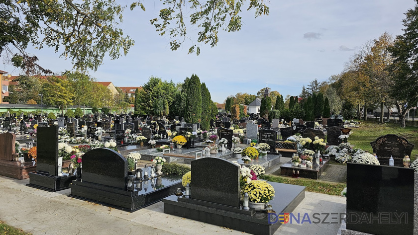 Nagy Attila felvétele Hosszabb nyitvatartás az ünnepi hétvégén a városi temetőkben