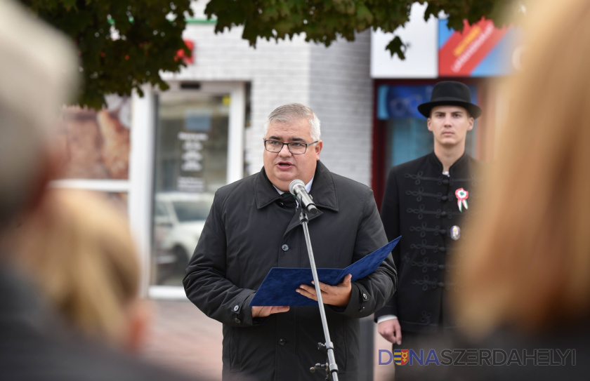 Karaffa Attila: „Szükségünk van Hősökre, példaképekre”