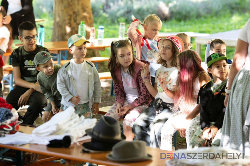 Kukkonia napközis táborok és Kukkonia Art Garden Művésztábor