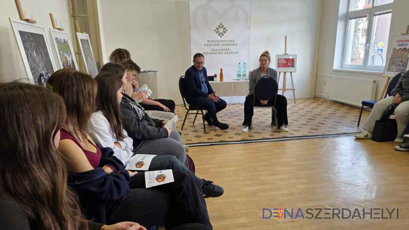 Nagy Attila felvételei Kamera a kézbe! Képkocka a Csallóközi Népművelési Központban