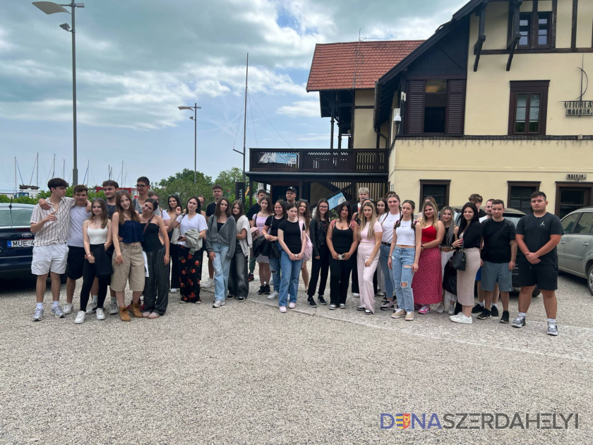 Az iskola felvételei Nemzeti Összetartozás Napja Balatonfüreden