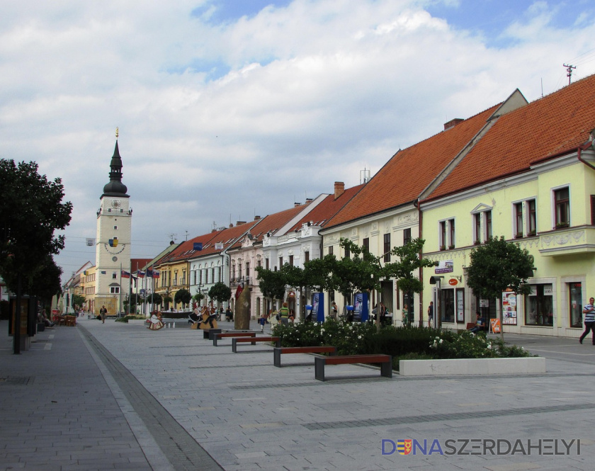 Illusztrációs felvétel (pixabay) A lakosok idén is javaslatokat tehetnek Nagyszombat megye díjára