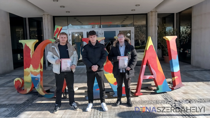 Az iskola felvételei A nagy mesemondó nyomában