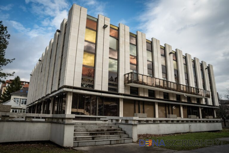 A szlovák kormány is készül november 17-re