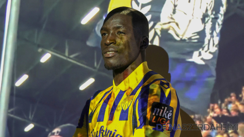 Alioune Sylla szerződést hosszabbított