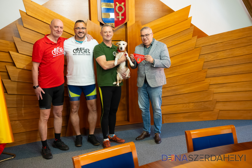 Dunaszerdahelyre érkezett Győr társadalmi nagykövete