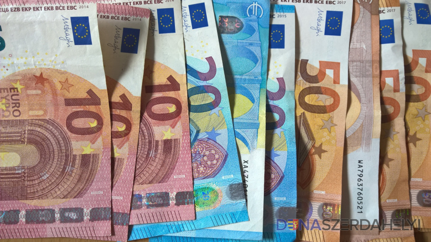 Illusztrációs felvétel (pixabay) Tovább emelkedhet az autóbiztosítások ára