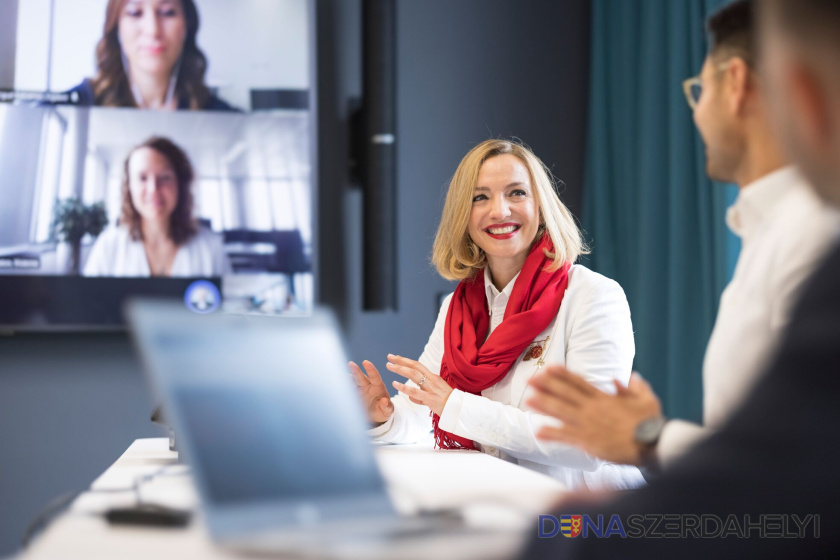 Foto: newschool.sk Ovocie v office už nestačí. V ére AI rozhoduje o úspechu firmy niečo úplne iné