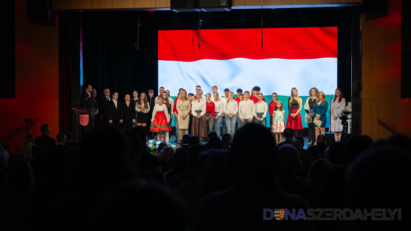 Mindannyian a magyar kultúra letéteményesei vagyunk (Rózsár Vince felvételei) Kultúránk ott van minden cselekvő, életerős magyar közösségben