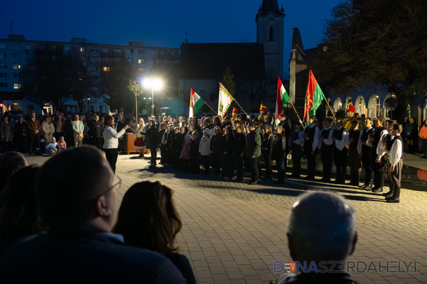 Legyünk mi is bátrak, mint a márciusi ifjak voltak 1848-ban