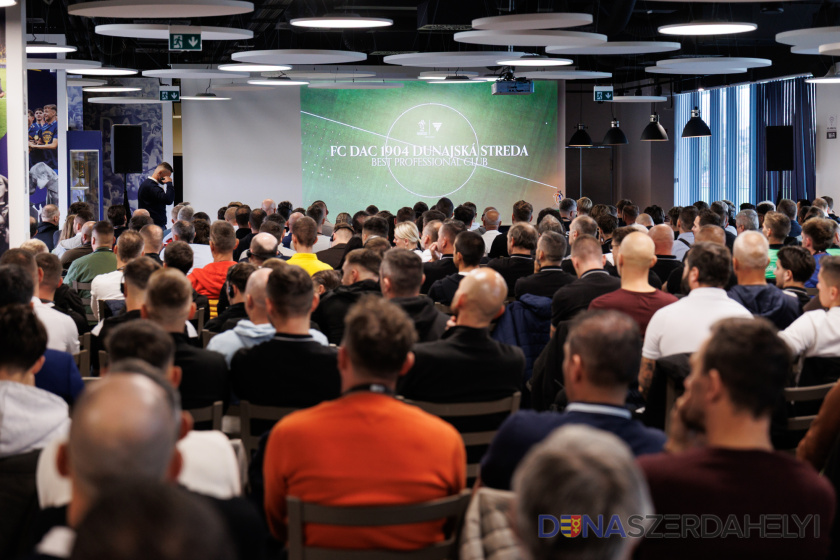 Fotók: Kukkónia PT / Cséfalvay Á. András Kukkonia Liga konferencia: A szabályok merev követése helyett a bizalomra és a tiszteletre kell építeni