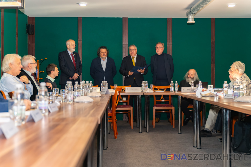 Dunaszerdahely büszkén őrzi Vámbéry emlékét