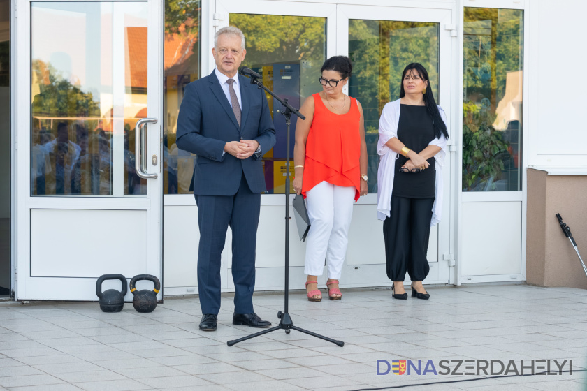 Ismét megszólaltak az iskolák csengői, elkezdődött az új tanév