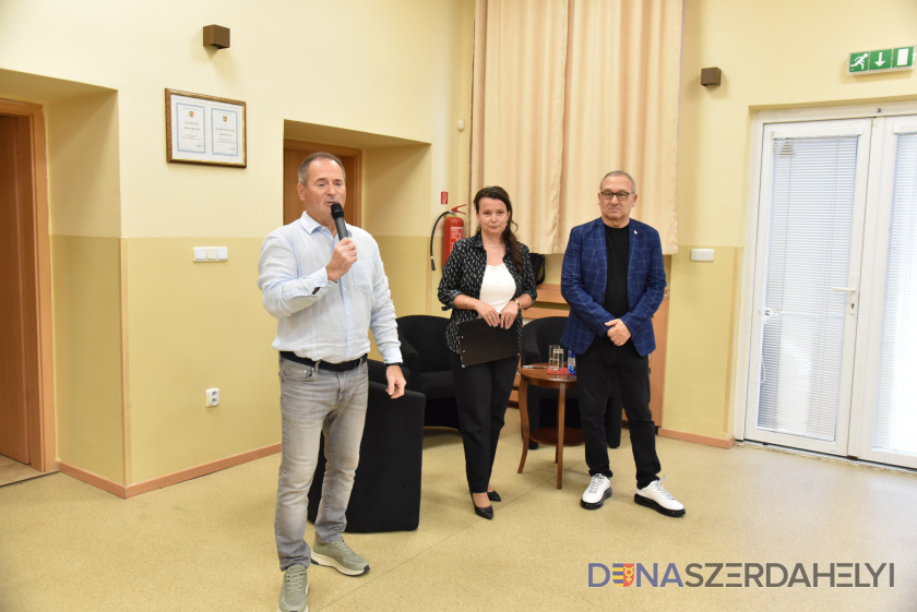 Nagy Attila felvételei Az én városom Dunaszerdahely második részét vetítették Sikabonyban