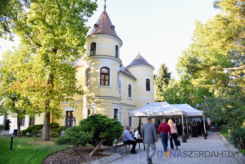 Megújult a Vermes-villa: újra megnyílt a Kortárs Magyar Galéria otthona