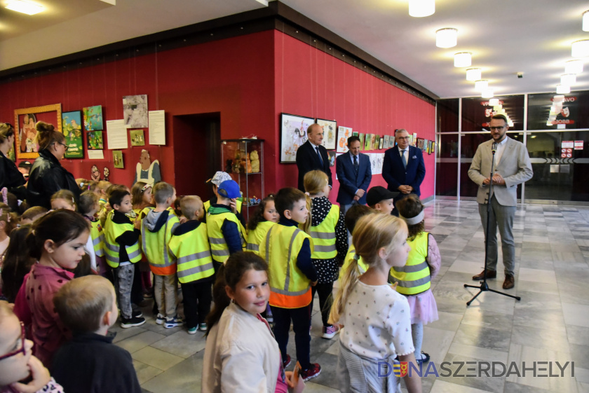 Nagy Attila felvételei Egyszer volt… – mesék és játékok idézik meg a gyermekkor világát