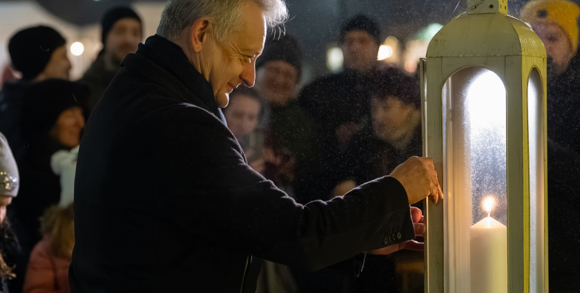 A szeretet és összetartozás fénye gyúlt fel advent utolsó vasárnapján