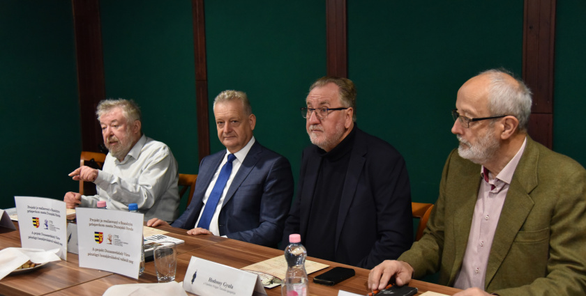 „A felkorbácsolt szenvedély hullámai…” – XXIII. Nemzetközi Vámbéry Konferencia Dunaszerdahelyen