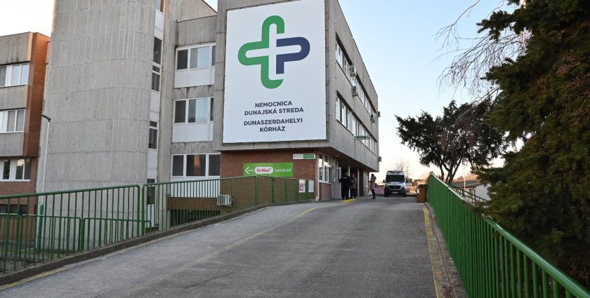 Feloldották a látogatási tilalmat a dunaszerdahelyi kórházban